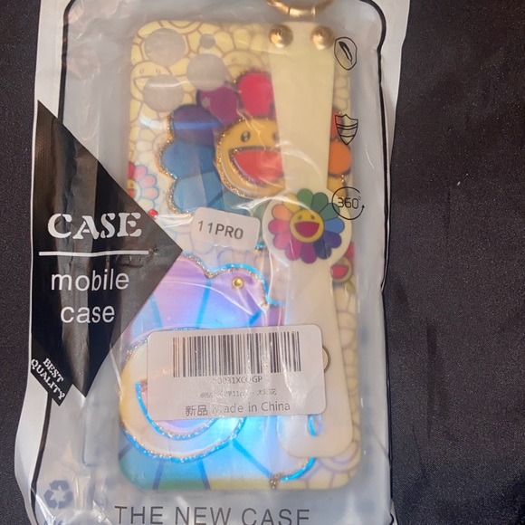 (Flower) iPhone 11 Pro case - Picture 1 of 2